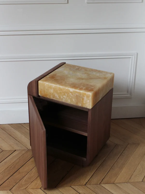 The Oblist Amo Noyer Wood and Honey Onyx Side Table | Coffee & End Tables | End Tables