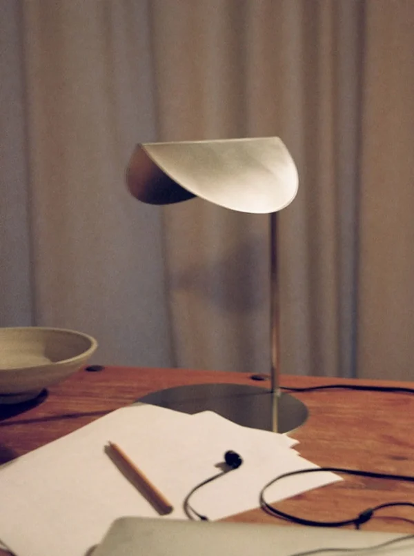 The Oblist Desk Lamp # 1 | Table Lamp