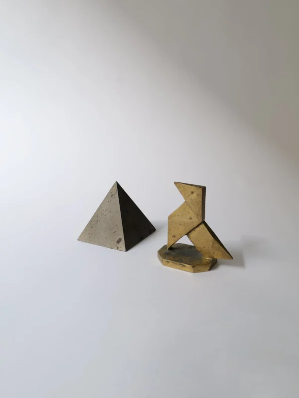 The Oblist Geometric Paper Weights 1930 | Sculptures | Desk Accessories