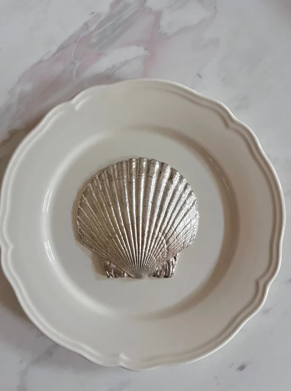 The Oblist Hand Sculpted Silver Plated Clam Shell Plate | Decorative Dishes | Decorative Dishes