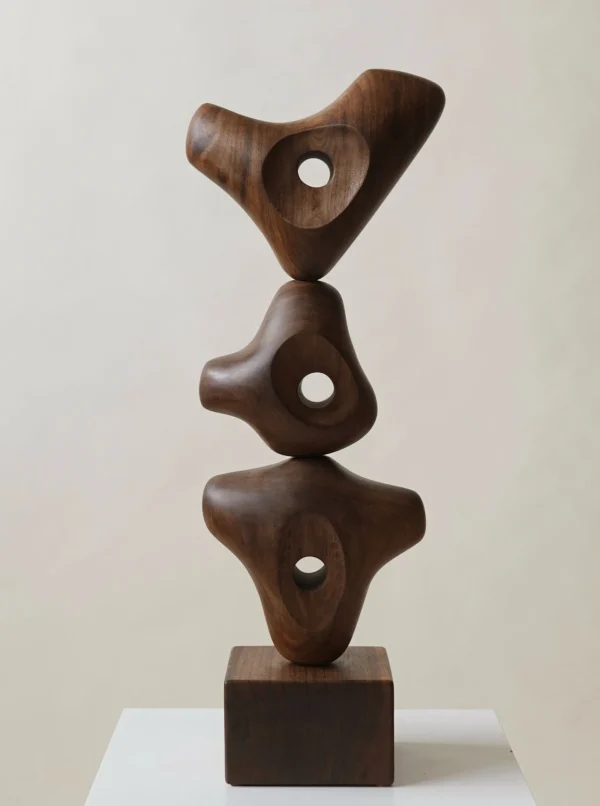 The Oblist Juok Sculpture | Sculptures | Living Room