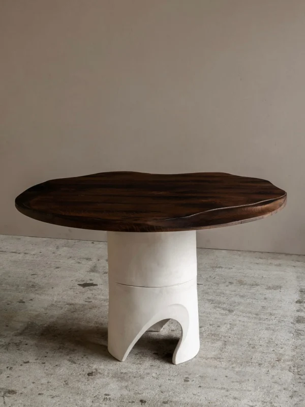 The Oblist Lac - Carved Table in Sandstone and Oak | Tables