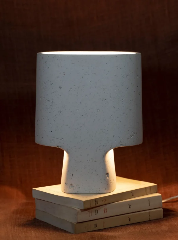 The Oblist Lamp Bien Faite Naturel White | Table Lamp