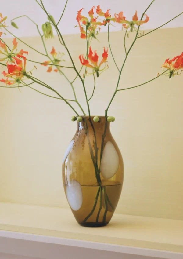 The Oblist Le Voyage Vase | Vases | Dining Room