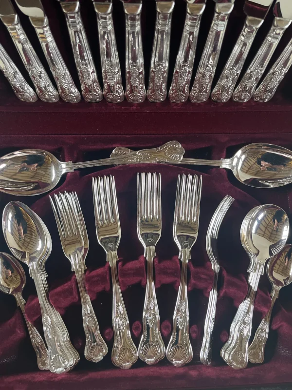 The Oblist 44 Piece Boxed Silver Service with Shell Motif | Vintage Tableware | Serveware