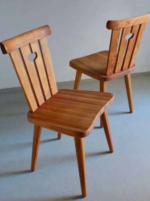 The Oblist 4 Rustic Pine Chairs by Goran Malmvall, Sweden, 1940s | Chair