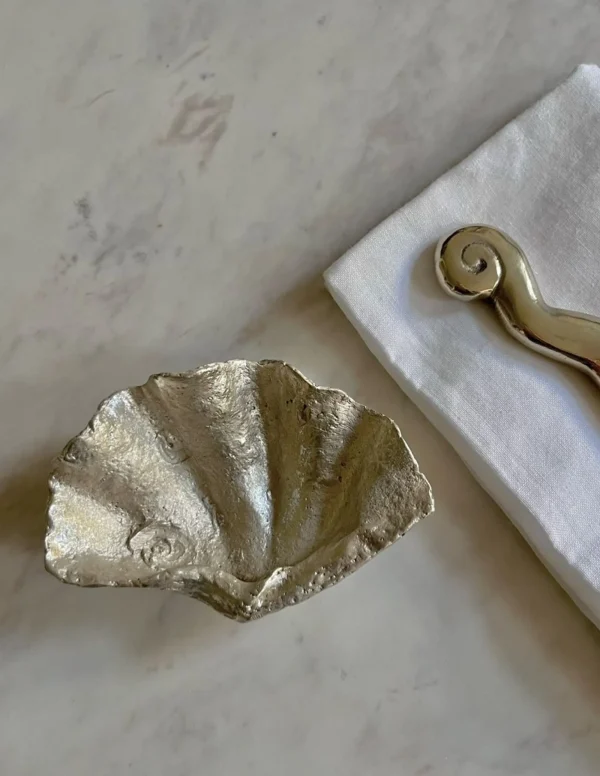 The Oblist Silver Oysters and a Fluted Shell Set | Decorative Dishes | Decorative Dishes