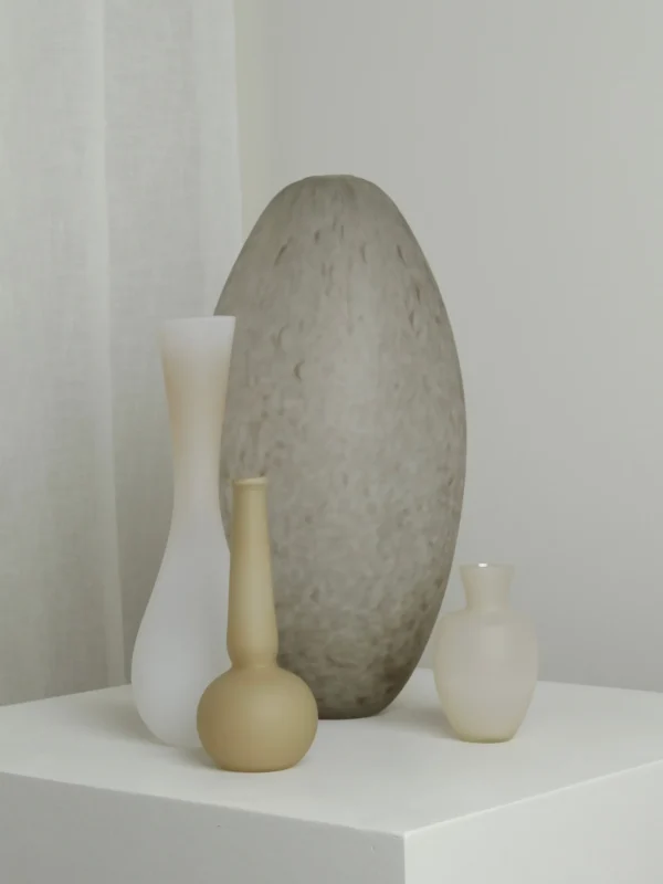 The Oblist Small Vase in Moon 2 | Vases | Bathroom