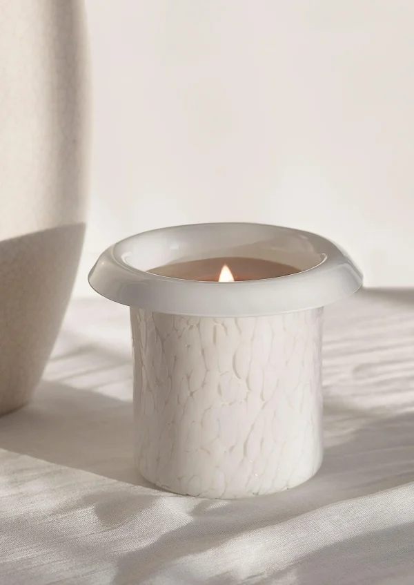 The Oblist The "600" Candle | Home Fragrances | Candles & Holders